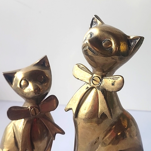 2 pieces of Brass Decorative Cats. - Picture 2 of 7